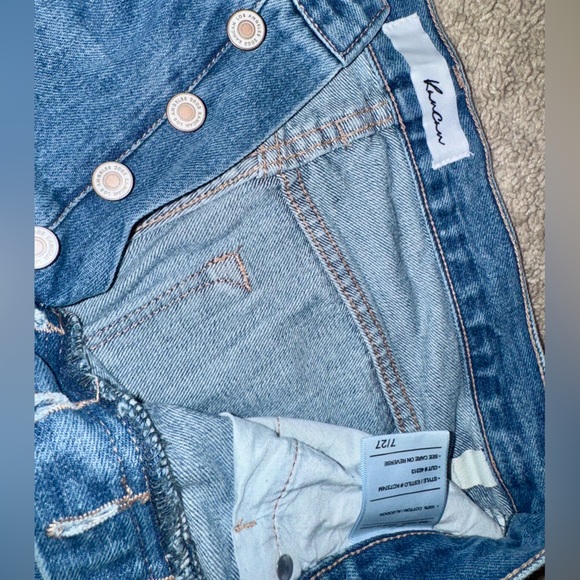 Kancan Distressed Blue Jeans - Picture 2 of 3